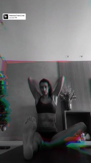 Sheilla Castro feet photo thumbnail