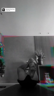 Sheilla Castro feet photo thumbnail