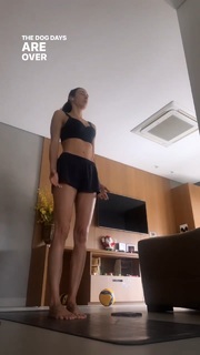 Sheilla Castro feet photo thumbnail