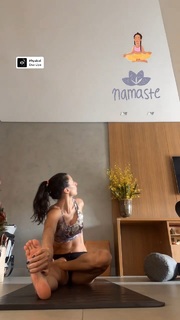 Sheilla Castro feet photo thumbnail