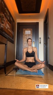 Sheilla Castro feet photo thumbnail