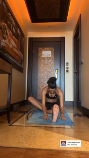 Sheilla Castro feet photo thumbnail