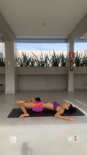 Sheilla Castro feet photo thumbnail