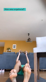 Sheilla Castro feet photo thumbnail