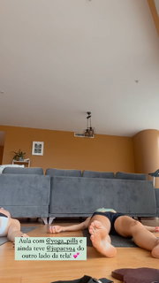 Sheilla Castro feet photo thumbnail