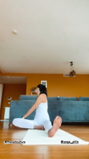 Sheilla Castro feet photo thumbnail