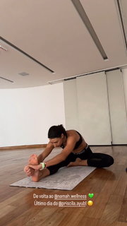 Sheilla Castro feet photo thumbnail