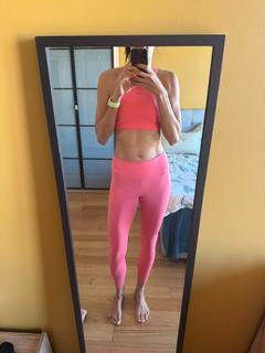 Sheilla Castro feet photo thumbnail