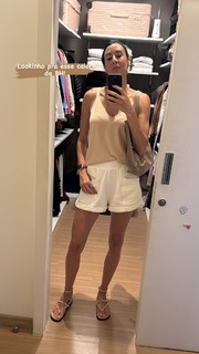 Sheilla Castro feet photo thumbnail