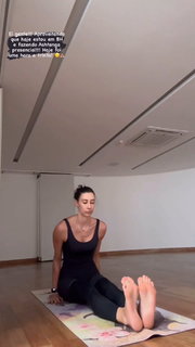 Sheilla Castro feet photo thumbnail