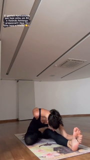 Sheilla Castro feet photo thumbnail