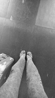 Sheilla Castro feet photo thumbnail