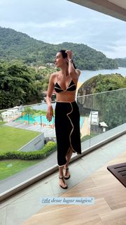 Sheilla Castro feet photo thumbnail