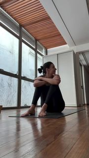 Sheilla Castro feet photo thumbnail