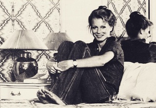 Shelley Hack feet photo 1