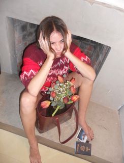 Shelley Hennig feet photo 11