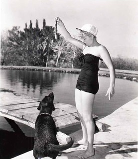 Shelley Winters feet photo 16
