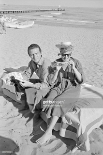 Shelley Winters feet photo 13