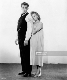 Shelley Winters feet photo 12