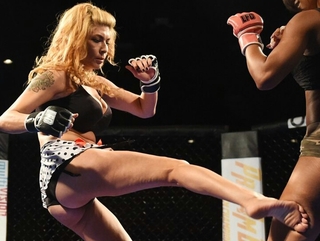 Shelly Martinez feet photo 12
