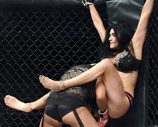 Shelly Martinez feet photo 7