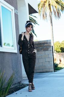 Shenae Grimes-Beech feet photo thumbnail