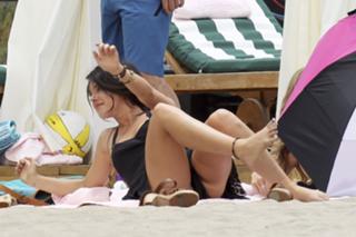 Shenae Grimes-Beech feet photo thumbnail