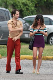 Shenae Grimes-Beech feet photo thumbnail