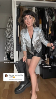 Shenae Grimes-Beech feet photo thumbnail