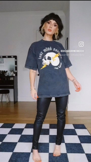 Shenae Grimes-Beech feet photo thumbnail