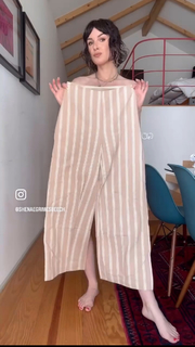 Shenae Grimes-Beech feet photo thumbnail