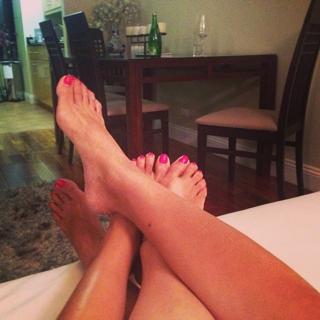 Shenaz Treasury feet photo 2
