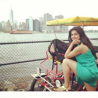 Shenaz Treasury feet photo 1