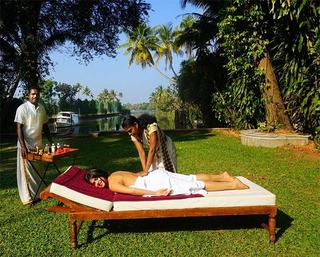 Shenaz Treasury feet photo 3