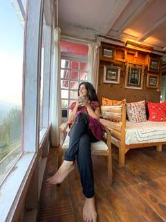 Shenaz Treasury feet photo 13