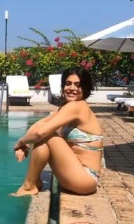 Shenaz Treasury feet photo 6