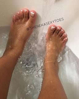 Sheneka Adams feet photo 7