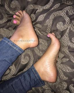 Sheneka Adams feet photo 4