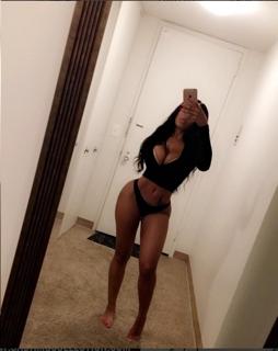 Sheneka Adams feet photo 9