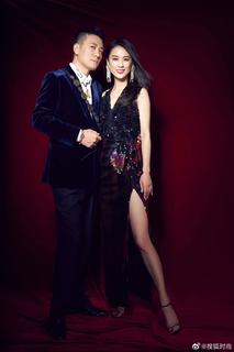 Shengyi Huang feet photo 4