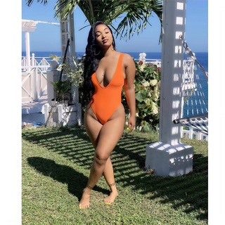 Shenseea feet photo thumbnail
