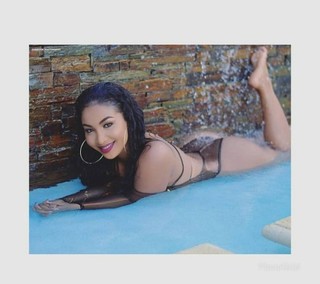 Shenseea feet photo thumbnail