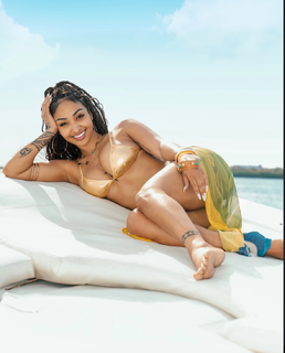 Shenseea feet photo thumbnail
