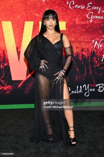 Shenseea feet photo thumbnail