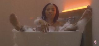 Shenseea feet photo thumbnail