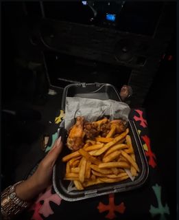 Shenseea feet photo 20