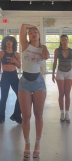 Shenseea feet photo 14