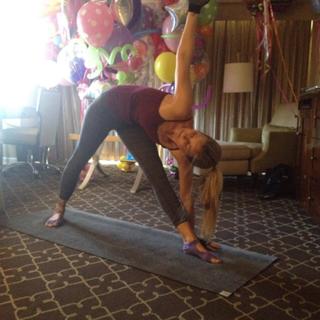 Sheri Moon Zombie feet photo thumbnail