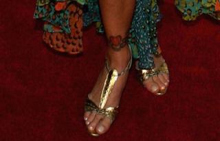 Sheri Moon Zombie feet photo thumbnail