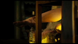 Sheri Moon Zombie feet photo thumbnail